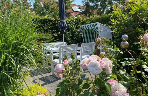 Greetsiel Apartment | Feel-EC Ap. in the anchor house directly on the Siel - barrier-free