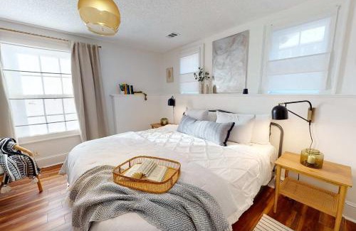 East Side House | Feel the Berne