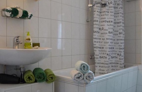 Stadtbezirke VII Apartment | feelathome