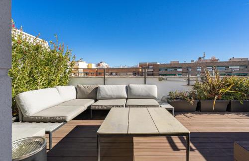 Vallehermoso Apartment | Feelathome Waldorf Suites Apartments