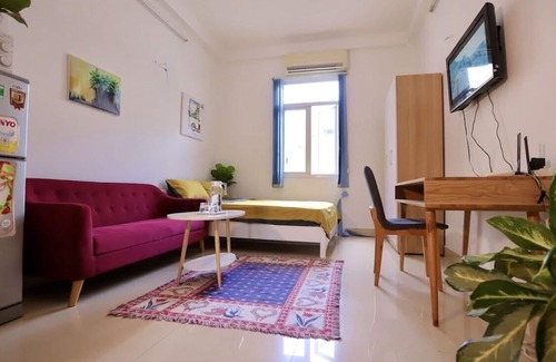 Hang Xanh House | Feli Home luxury service apartment 3mins to landmark81