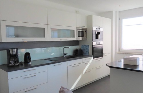 Salem Apartment | Felix- the lucky one.