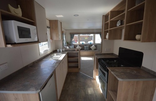 Felixstowe House | Felixstowe beach holiday park caravan/mobile home