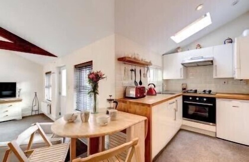 Grasmere House | Fellside luxury suite Ambleside With shared Riverside Garden
