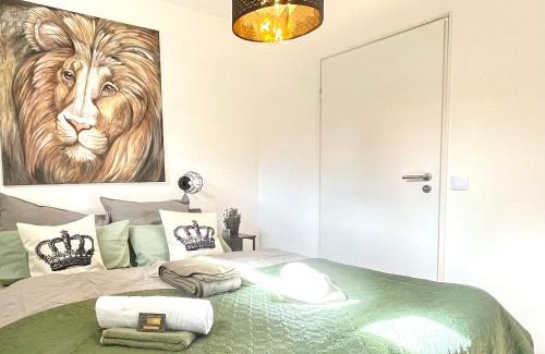 Siegen Apartment | Femo - Royal Siegen - königliche Wohnung - separater Eingang - Oberstadt nähe Marienkrankenhaus