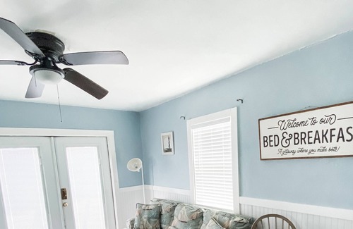 Tropic Cottage | Fenced in Riverview Cottage with Private Deck