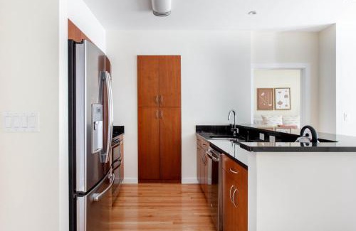 Fenway–Kenmore Apartment | Fenway 2BR w Gym steps from Fenway Park BOS-371