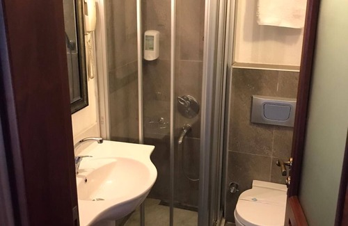 Ayvalik City Center Hotel | Ferahi Evler Otel