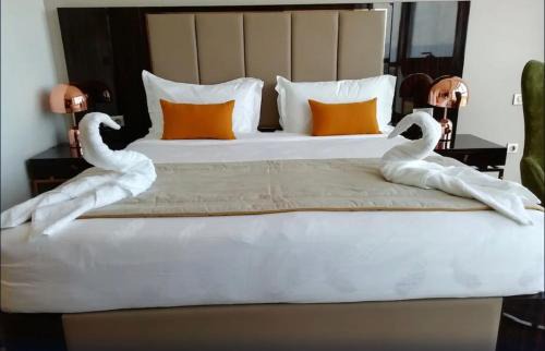 Ben ʼAknoun Hotel | Ferdi Lilly