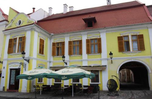 Medias Apartment | Ferdinand Apartments