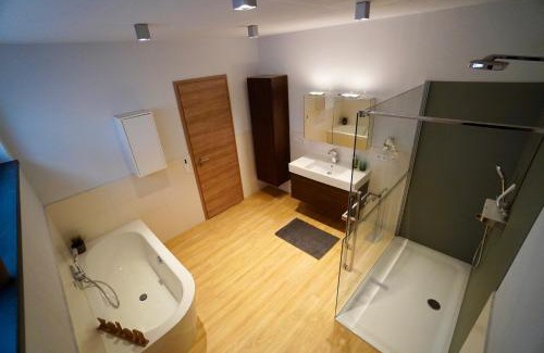 Neustadt-Hambach Apartment | Ferienhaus Rebenhof