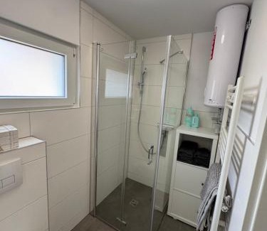 Mellensee Apartment | Ferienbungalow Am Meisengang