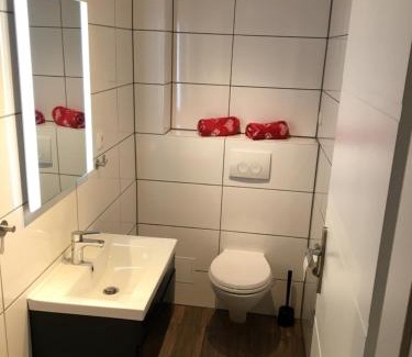 Mirow House | Ferienhaus 8 am See in Granzow