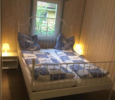 Mirow House | Ferienhaus 8 am See in Granzow