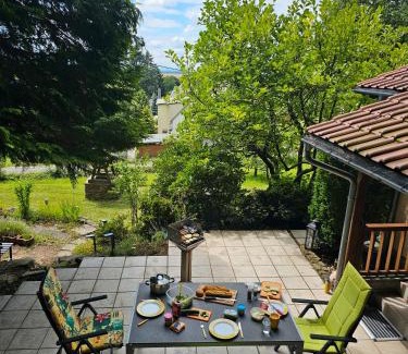 Gickelsberg House | Ferienhaus am Wald mit Südblick