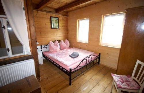 Klingenthal Apartment | Ferienhaus Anno Dazumal, wie zu Oma`s Zeiten