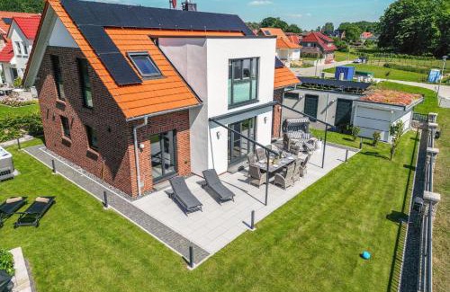 Biendorf House | Ferienhaus Backstein Huus für Familien, Gruppen und Auszeit-Liebende!