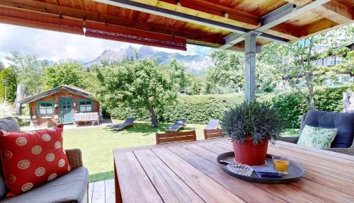 Sankt Johann in Tirol House | Ferienhaus Chalet Kitzalp