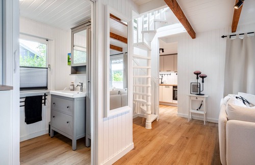 Emden House | Ferienhaus Direkt am Wasser