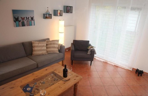 Hollern House | Ferienhaus Fleetblick - Urlaub im Alten Land am Elbstrom
