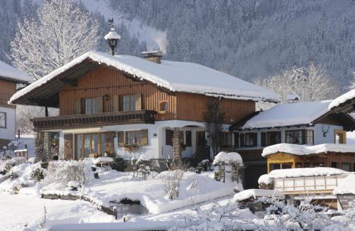 Bad Goisern Apartment | Ferienhaus Hummelbrunner