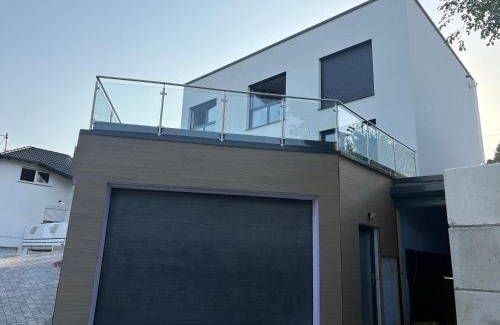 Birken-Honigsessen Apartment | Ferienhaus Kölzer Weg Obergeschoss mit Ladestation