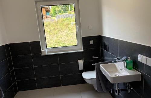 Birken-Honigsessen Apartment | Ferienhaus Kölzer Weg Obergeschoss mit Ladestation