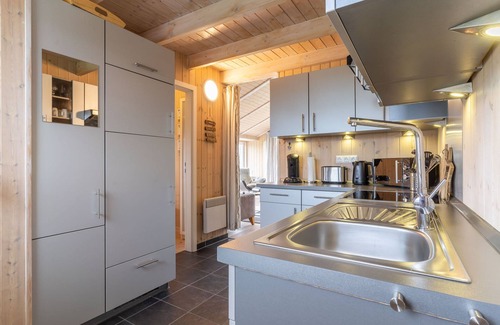 Wesselburenerkoog House | Ferienhaus mit Strandkorb, Kaminofen, Whirlpool und Sauna