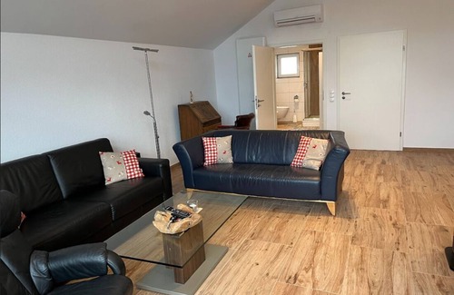 Region Hannover District House | Ferienhaus mit 3 Schlafzimmern, 2 Bädern und Garten - Ideal für Familien