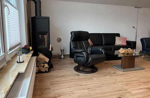 Region Hannover District House | Ferienhaus mit 3 Schlafzimmern, 2 Bädern und Garten - Ideal für Familien