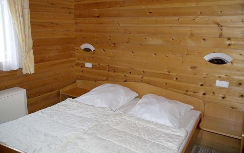 Viechtach House | Ferienhaus Nr 25, Typ A, Feriendorf Jägerpark, Bayerischer Wald