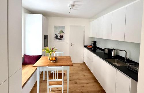 Aschach House | Ferienhaus 's Sommerhäusle - gemütlich und modern mit Garten in Lindau