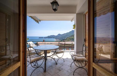 Letojanni House | Ferienhaus Sicilysun Holidays Emilia