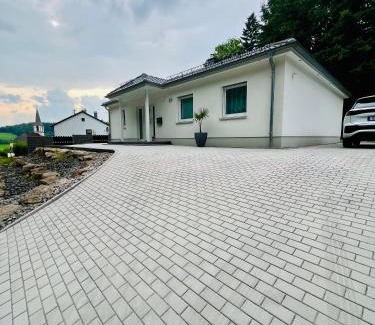 Hohenfels-Essingen House | Ferienhaus Waldblick