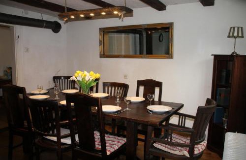 Silbach House | Ferienhaus Winterberg für 12 Personen Sauna Garten Garage Hund