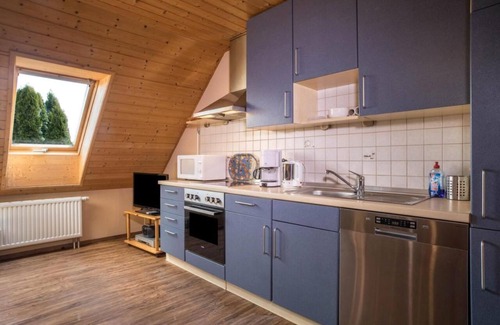 Bermatingen Apartment | Ferienhof-Dachsberg Apartment Weitblick