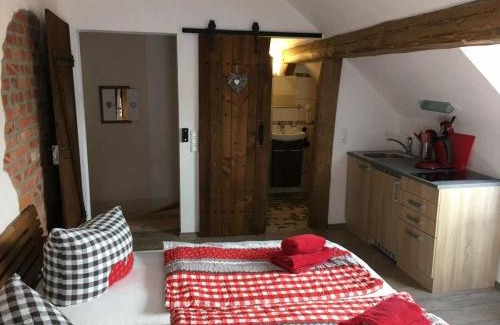 Dipperz Apartment | Ferienhof Dipperz Ein-Zimmer-Appartement
