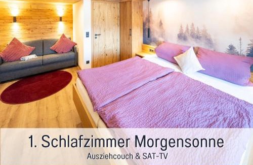 Immenstadt im Allgaeu Apartment | Ferienhof Eger - entspannter Urlaub mit Baby & Kleinkind - wahlweise top modern oder günstige Fewos - ruhig am Ende der Straße - Kälbchen füttern - Traktor fahren - Freie Fahrt mit den Hörnerbahnen in Sommersaison - E-Ladestation - E-bike Verleih ab Hof