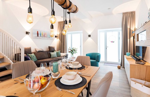 Prora Apartment | Ferienwohnung/app. für 4 Gäste mit 111m² in Binz OT Prora