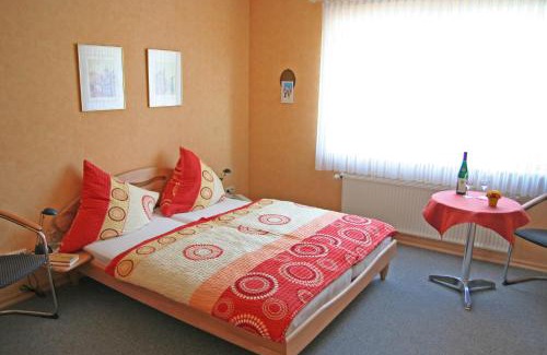 Briedel House | Ferienweingut Hensler