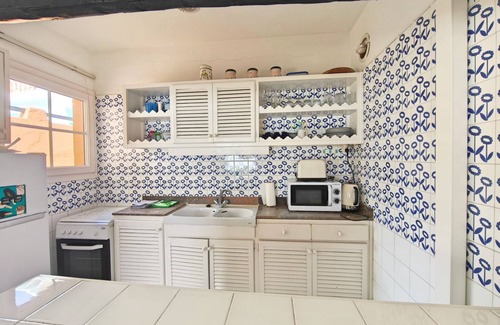Peguera Apartment | Ferienwohnung Direkt am Meer mit Gemeinschaftspool und in Strandnähe