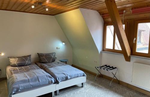 Rothenburg Old Town House | Ferienwohnungen Monteurzimmer zur Silbernen Kanne