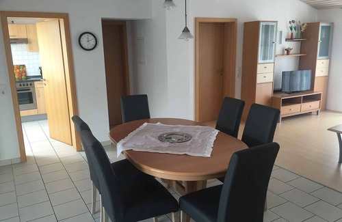Bodman-Ludwigshafen Apartment | Ferienwohnung 2, 85qm, 2 Schlafzimmer, max. 6 Personen