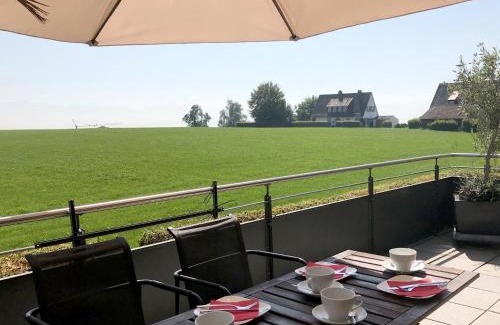 Kressbronn Apartment | Ferienwohnung Seetraum - Hoch über dem See, großzügig mit großem Balkon