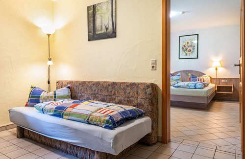 St. Wilhelm Apartment | Ferienwohnung Wiesengrund mit 48 qm, 1 Schlafzimmer für max. 4 Personen
