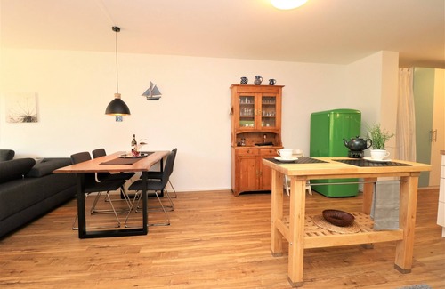 Ostseebad Dierhagen Apartment | Ferienwohnung mit Südbalkon nur Wenige Schritte vom Strand Entfernt