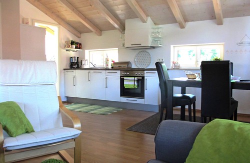 Aschau im Chiemgau Apartment | Ferienwohnung 40 qm mit extra Schlafzimmer und Westbalkon