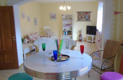 Mernes Apartment | Ferienwohnung Ullrich im Spessart