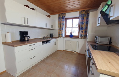 Eichet Apartment | Ferienwohnung 2 im 1. OG für bis zu 5 Pers. + Kleinkind
