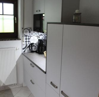 Oberwiesenthal Apartment | Ferienwohnung Korn mit Tiefgarage und Skiraum